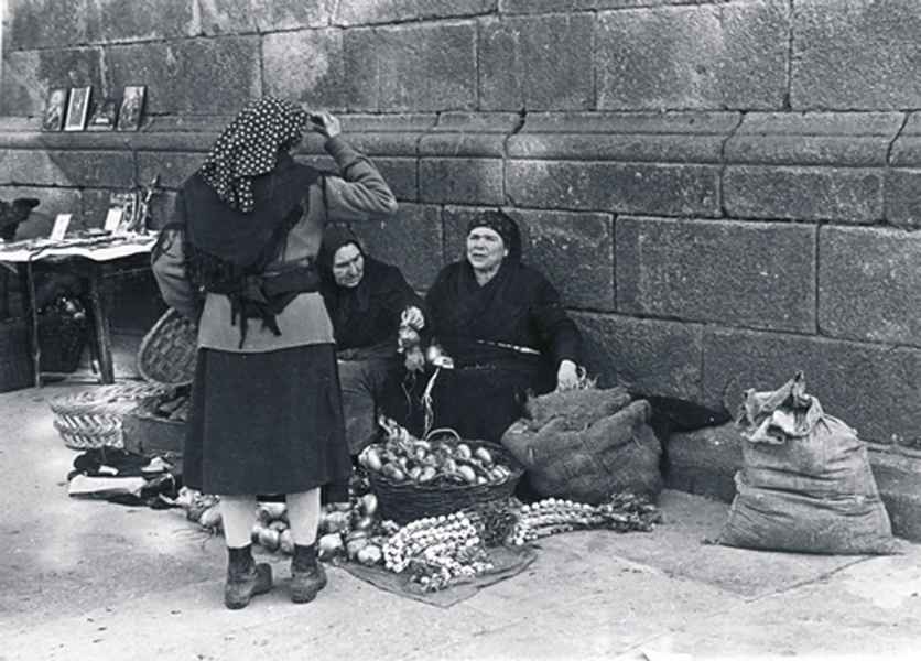 Feiras e mercados. Santiago de Compostela, 1955